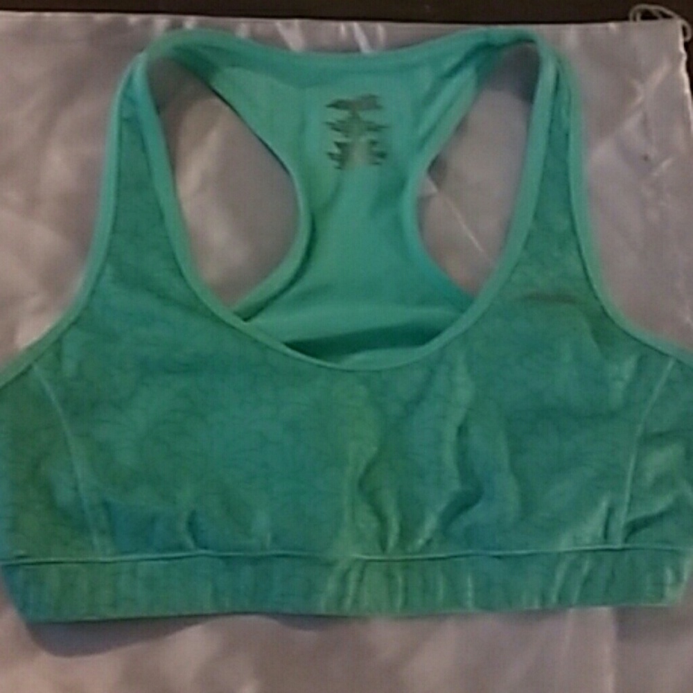 Sports bra
